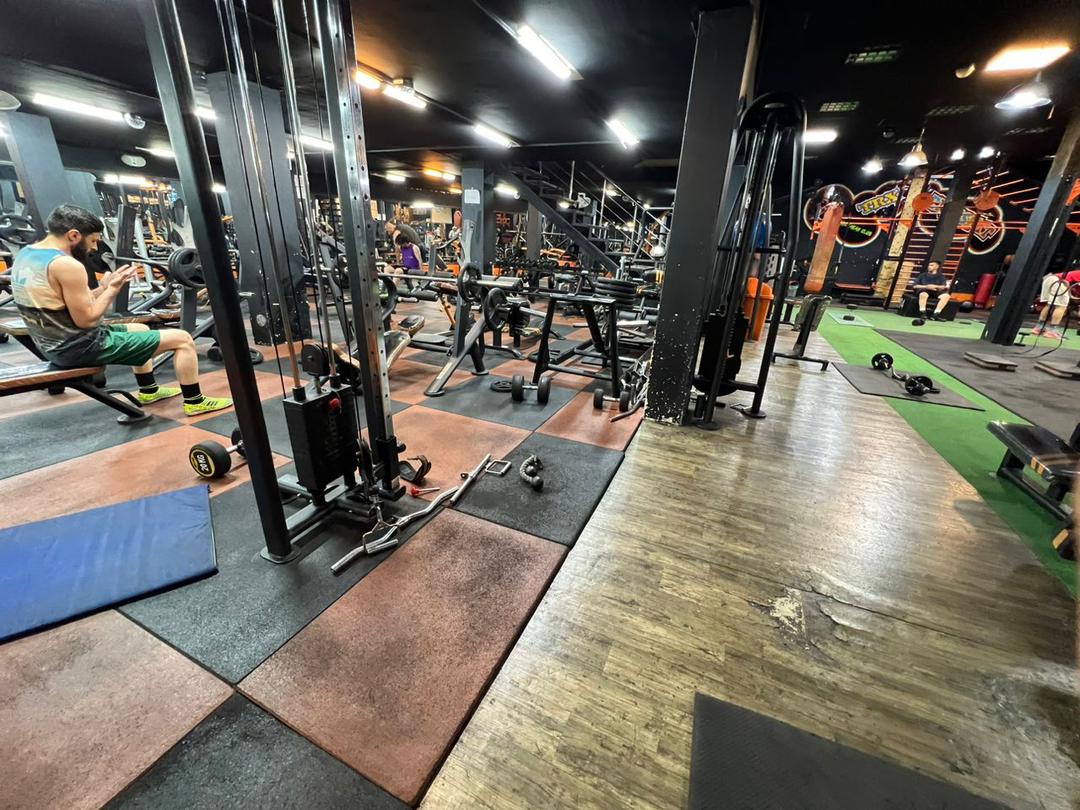 باشگاه ورزشی پارس تاکان