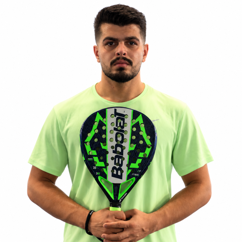 عارف نجاری
