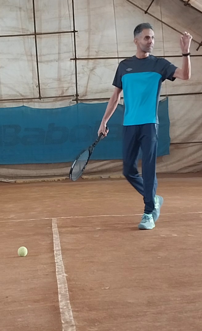 فرهاد فرهاد